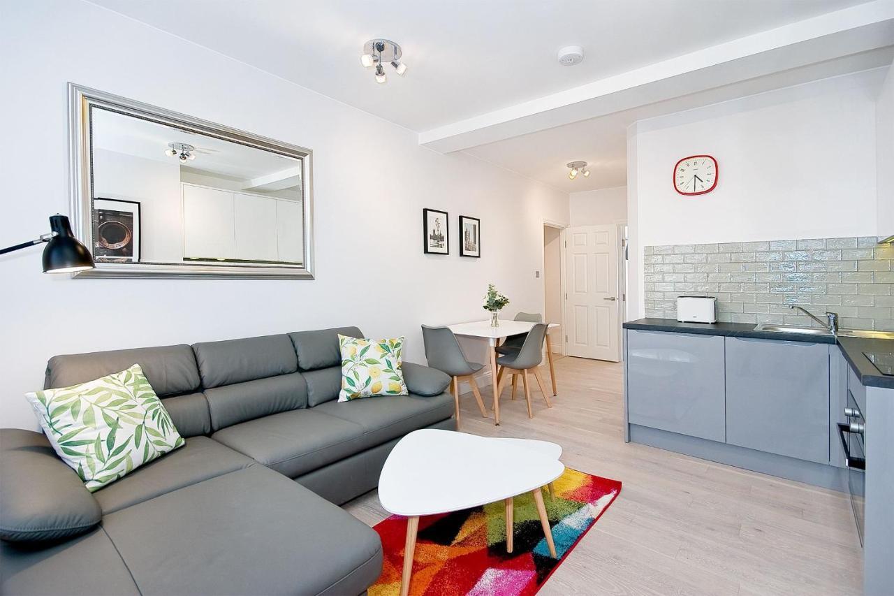 F4 Greek Street By City Living London Bagian luar foto