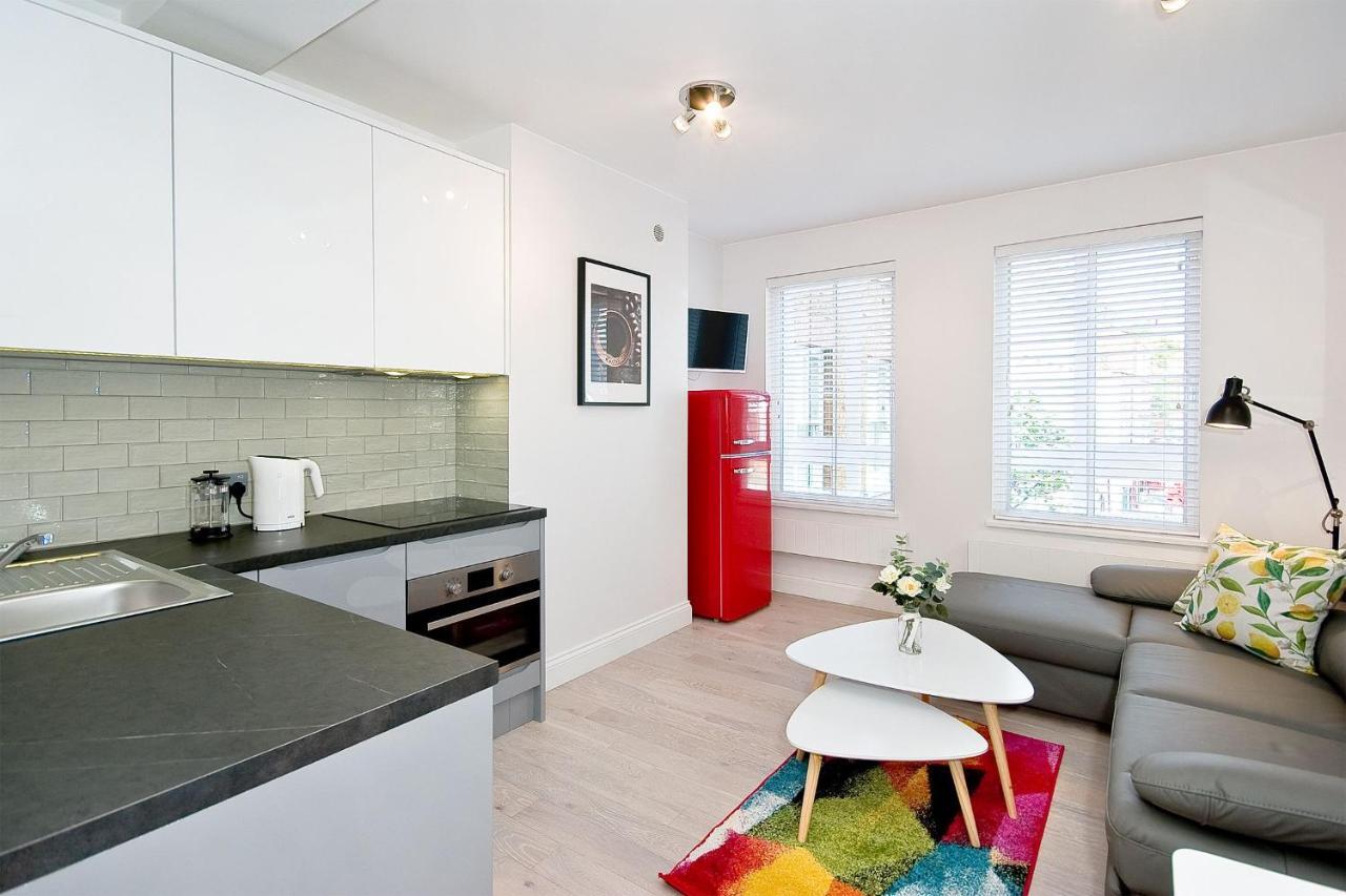 F4 Greek Street By City Living London Bagian luar foto